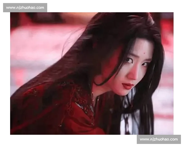 卢昱晓:以眼为刃,剖开角色的千万种模样 卢昱晓:以眼为刃,剖开角色的千万种模样