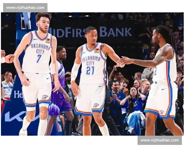 快船对决雷霆焦点之战西部强强碰撞胜负悬念拉满季后赛席位争夺夜